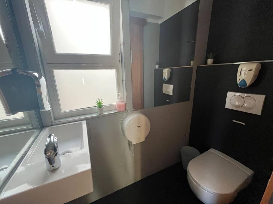 3 Bedroom, 2,5 Bathroom - Bairro Alto Residence Lissabon Exterior foto
