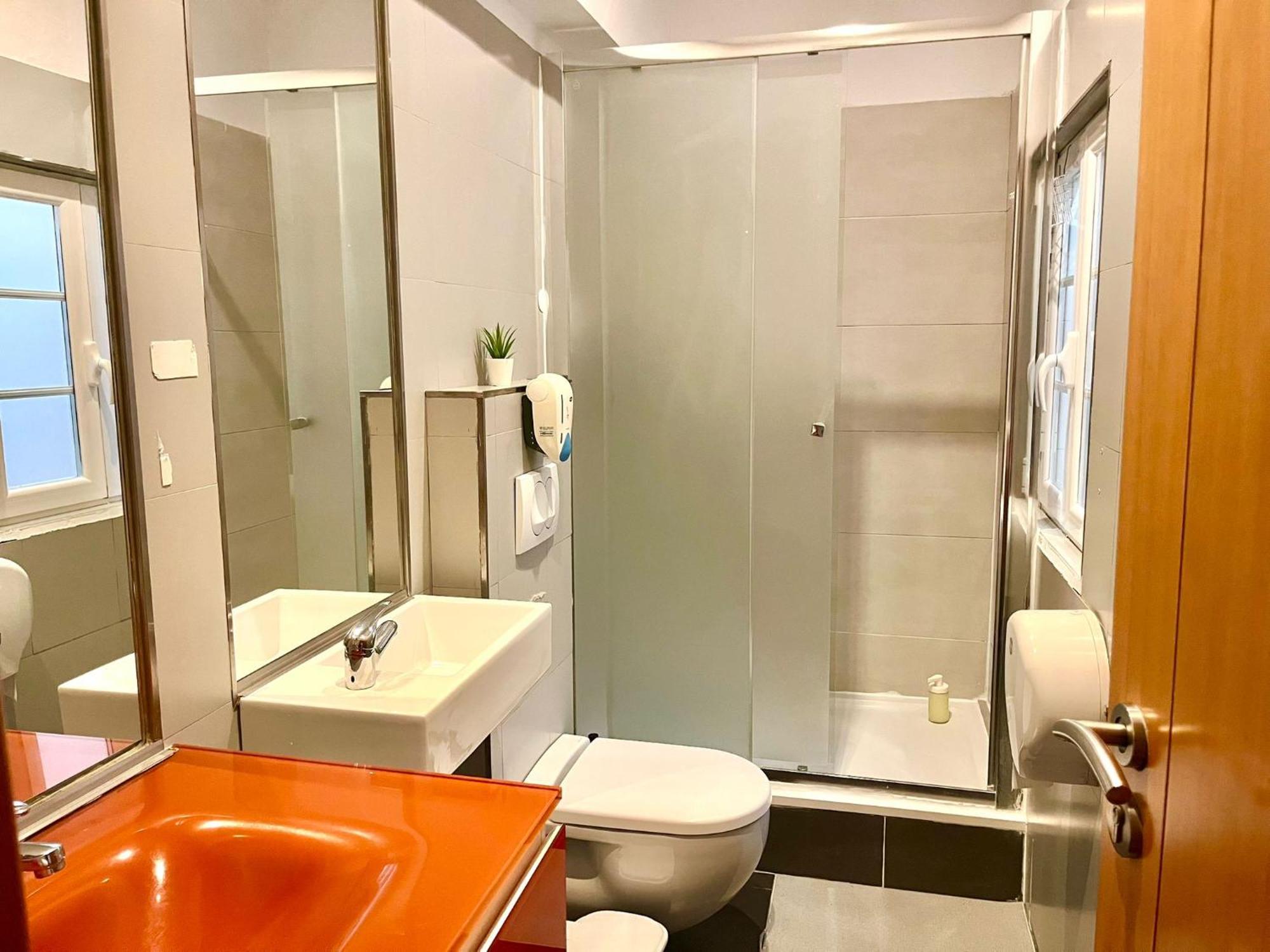 3 Bedroom, 2,5 Bathroom - Bairro Alto Residence Lissabon Exterior foto